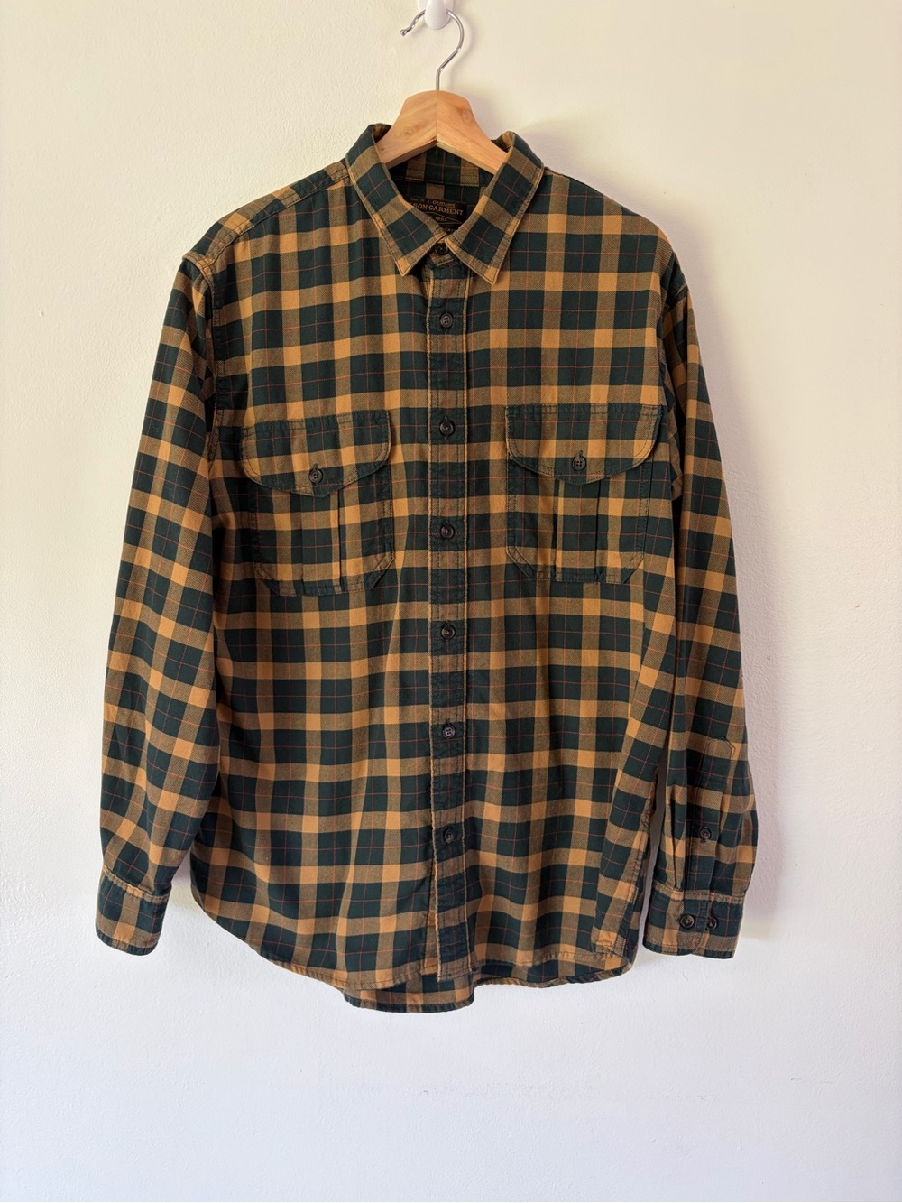 Filson‎ Tan & Spruce Green Plaid Flannel Button Up Collared Cotton Shirt Medium